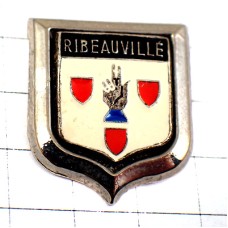 ピンバッジ・アルザスの町の紋章 RIBEAUVILLE ALSACE FRANCE