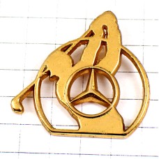 ピンバッジ・メルセデスベンツとゴルファー車ゴールド金色エンブレム MERCEDES-BENZ GERMANY