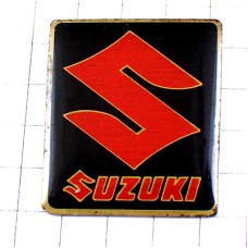 ピンバッジ・スズキSUZUKIの赤い「Ｓ」 JAPAN