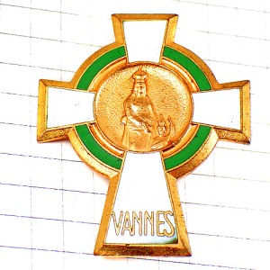 ブローチ・白い十字カトリック教会ヴァンヌ教区 DIOCESE VANNES BRETAGNE FRANCE CROIX