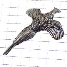 ピンバッジ・羽ばたく雉キジ鳥シルバー銀色ピューター製