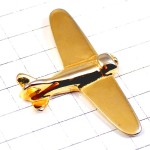 ピンバッジ・金色の飛行機ゴールド立体型モノモーター単発機