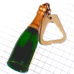 キーホルダー・メルシエ酒シャンパーニュ緑色の瓶シャンパン CHAMPAGNE MERCIER FRANCE
