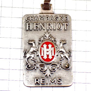 キーホルダー・シャンパーニュぶどう葡萄酒アンリオ紋章シャンパン銀色シルバー CHAMPAGNE-HENRIOT REIMS FRANCE