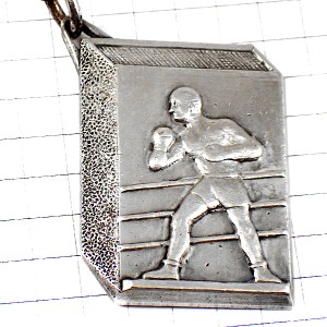 キーホルダー・プロレスのリング格闘技レスリング試合シルバー銀色 BOXING