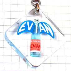 キーホルダー・エヴィアン水エビアン瓶ミネラルウォーター EVIAN BOURBON FRANCE