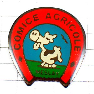 ピンバッジ・ホルスタイン牛と馬の赤い蹄鉄 COMICE-AGRICOLE MESLAY FRANCE