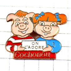 ピンバッジ・ブタ豚の子どもたち大好きフランス語 COCHONOU FRANCE
