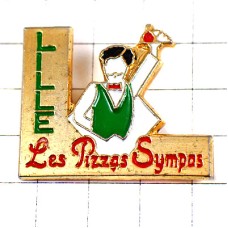 ピンバッジ・ピザ屋さん赤い蝶ネクタイ PIZZA  SYMPA LILLE FRANCE