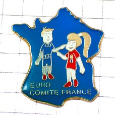 ピンバッジ・子どもたちとフランス地図ブルー青 EURO-COMITE FRANCE MAP