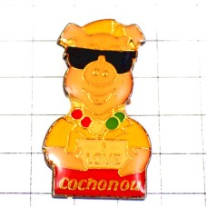 ピンバッジ・黒いサングラスのブタ豚アイラブLOVE大好き眼鏡 COCHONOU FRANCE