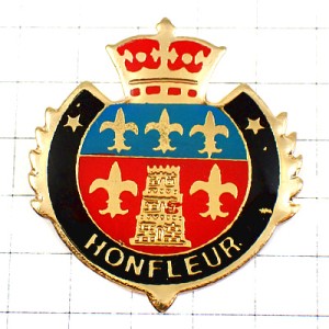 ピンバッジ・オンフルール城と５つの百合の紋章 HONFLEUR LYS FRANCE