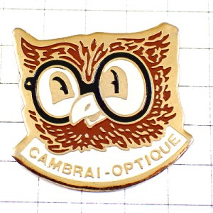 ピンバッジ・メガネ眼鏡のフクロウ梟ミミズク鳥