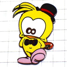 ピンバッジ・黄色いカナリヤ鳥マンガ漫画ステッキと蝶ネクタイ LE-PIAF DAN-SALEL FRANCE