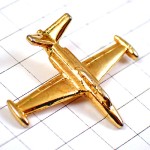 ピンバッジ・金色ゴールド飛行機ミリタリー立体型戦闘機