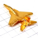 ピンバッジ・金色ゴールド飛行機ミリタリー立体型戦闘機
