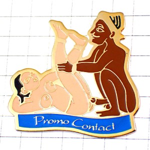 ピンバッジ・ヌードの女の子 KAMASUTRA PARIS