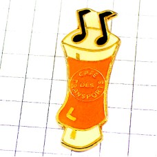 ピンバッジ・ビール酒ジョッキ音符カフェ音楽スポーツバー CAFE-DES-TRANSPORTS FRANCE
