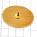 ピンバッジ・金色の魚フィッシング釣り