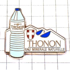 ピンバッジ・ミネラルウォーター水ボトル容器トノン THONON SAVOIE MOUNTAIN G8 G7 FRANCE