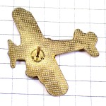 ピンバッジ・黄色い戦闘機ミリタリー複葉機プロペラ飛行機 USNAVY WW1