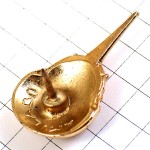 ピンバッジ・カブトガニ金色ゴールド甲蟹