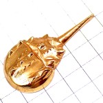 ピンバッジ・カブトガニ金色ゴールド甲蟹