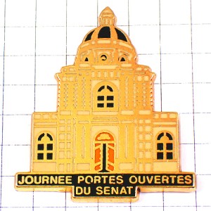 ピンバッジ・金色のリュクサンブール宮殿ゴールド元老院上院の議事堂 PALAIS-DU-LUXEMBOURG ASSEMBLEE SENAT FRANCE