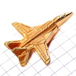 ピンバッジ・立体型戦闘機ゴールド金色飛行機