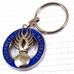 キーホルダー・ジャンダルム国家憲兵隊シルバー銀色の武器 POLICE GENDARMERIE FRANCE