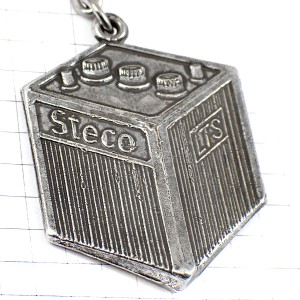 キーホルダー・バッテリー車ステコ銀色シルバー STECO BATTERY