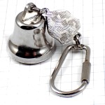 キーホルダー・ベル鐘プラトーダッシー銀色アルプス山脈シルバー  PLATEAU-D-ASSY CLOCHE FRANCE