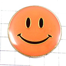 ピンバッジ・ニコちゃんマーク笑顔 ピンク色SMILEY