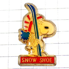 ピンバッジ・スキー板とスヌーピー漫画キャラクター毛糸の帽子 SNOOPY SKIING SNOW-SHOE