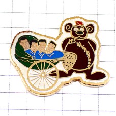 ピンバッジ・乳母車レバガボンズ歌手クマのぬいぐるみ音楽 LES-VAGABONDS FRANCE