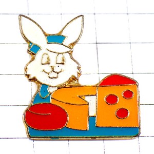 ピンバッジ・ウサギ兎ちゃん女の子チーズいろいろ
