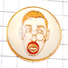 ピンバッジ・眼鏡の男メガネ赤い丸