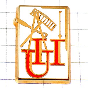 ピンバッジ・アルファベットUH赤い文字ツール建築用