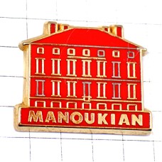 ピンバッジ・マヌキャン赤い家パリのお店 MANOUKIAN TISSUS PARIS FRANCE