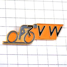 ピンバッジ・自転車サイクリンＶＷ