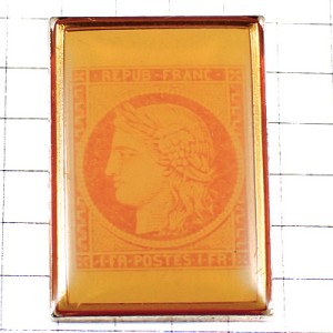 ピンバッジ・フランス郵便局ラポスト切手収集家マリアンヌ女の子 TIMBRE STAMP PHILATELIE FRANCE