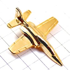 ピンバッジ・飛行機ゴールド立体型ミリタリー戦闘機