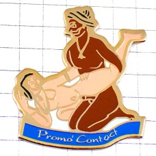 ピンバッジ・ヌードの女の子 KAMASUTRA PARIS