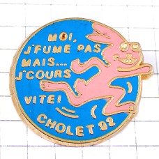 ピンバッジ・ピンク色のウサギ兎