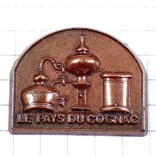 ピンバッジ・コニャック蒸留用ポットスチルお酒コパー銅色 COGNAC FRANCE