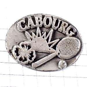 ブローチ・ゴルフ場バカンス太陽や花カブール海岸の町ノルマンディ地方シルバー銀色 CABOURG NORMANDIE FRANCE