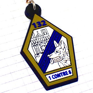 キーホルダー・フランス軍ミリタリーシェパード犬 132E-REGIMENT-D-INFANTERIE-CYNOTECHNIQUE 132RIC CHAMPAGNE FRANCE
