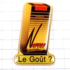 ピンバッジ・コーヒー珈琲豆ナポリ味は？ NAPOLI EXPRESSO LE-GOUT?