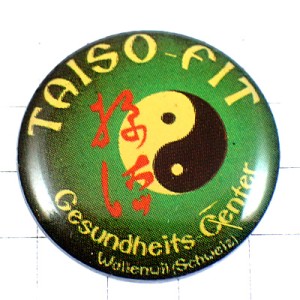 ピンバッジ・陰陽道タオイズム太極マーク TAISO-FIT GERMANY