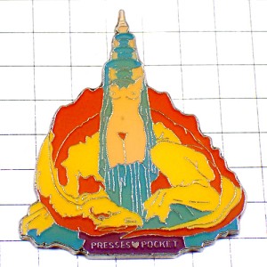 ピンバッジ・ドラゴン龍とヌードの女の子シュドマック画ポケット書籍 PRESSE-POCKET FRANCE